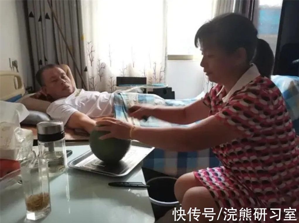 带瘫痪前夫改嫁的周玉英：同一屋檐生活16年，两任丈夫成“兄弟”