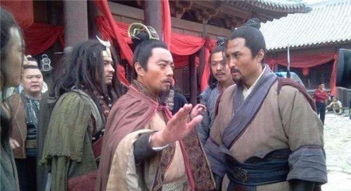 建国|此人是梁山结局最好的人,装病骗过宋江离开,成功在海外建国称王
