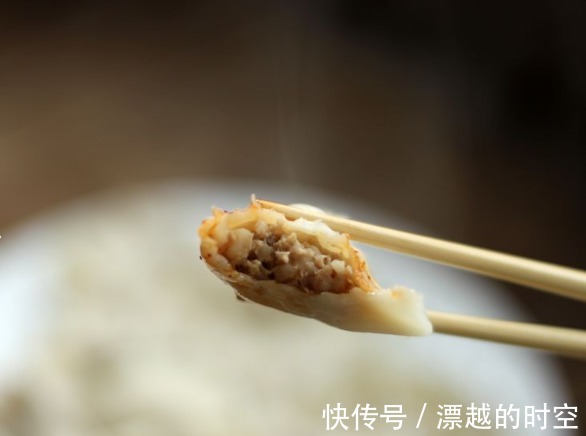 拌饺子馅，要加葱姜蒜吗10人有8人不知，所以饺子不好吃、不香