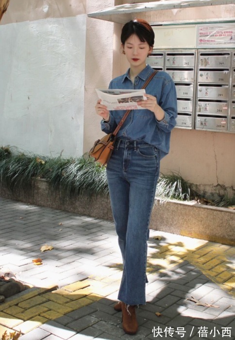 百搭 2022春季又流行牛仔裤,实用百搭又减龄时尚,买裤子前不妨看一看