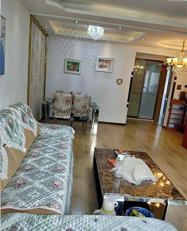 电视机|爸妈的养老房，装修花了9W！亲戚前来串门，都说钱花得超值