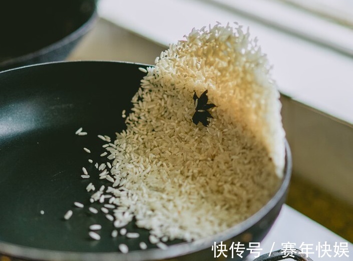 大米|米醋不要出去买了，只需1碗大米，在家轻松制作米醋，健康无添加