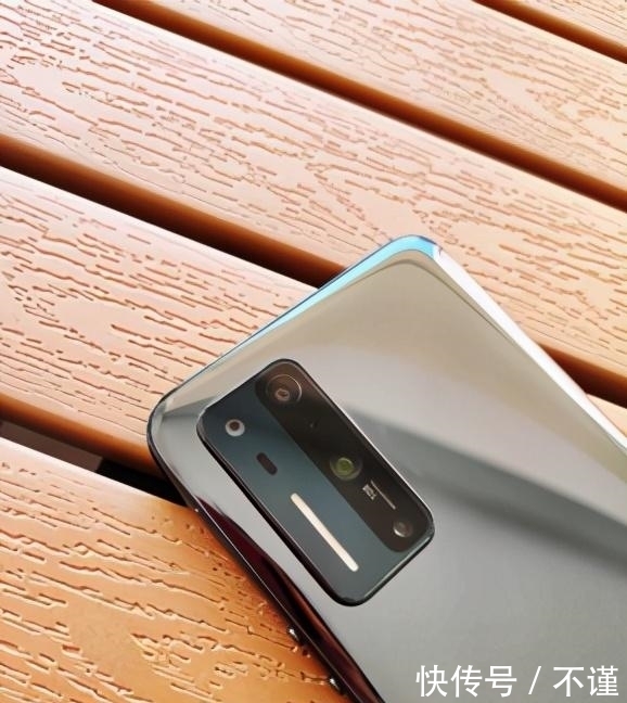 R2|「集微拆评」坚果R2评测：旗舰配置加独有功能，手机更好用了