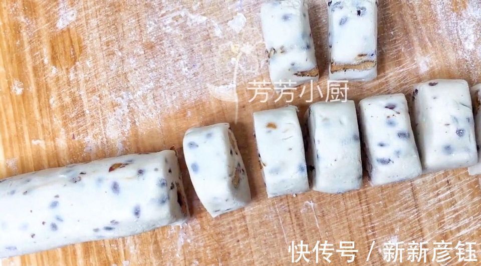 糯米|一碗糯米粉,教你做红豆糯米糕,亲戚来的时候,女人多吃补气补血