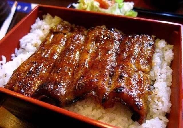 被日本人称为“水中人参”,一生只繁殖一次,上百元一斤也不愁卖