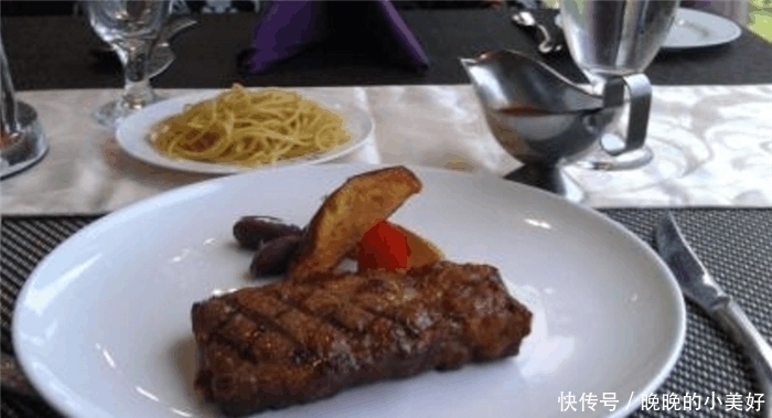 蔬菜沙拉|外国人为什么中餐厅总是把剩菜再循环给顾客真相让老外尴尬