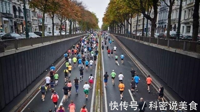 跑步|“不行！您这样真的不能再跑步了！”