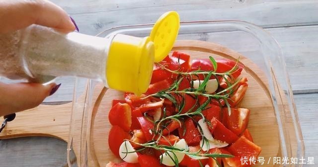 清淡的减脂早餐-清淡的颜值迷迭香云朵鸡蛋、营养美味和刮油