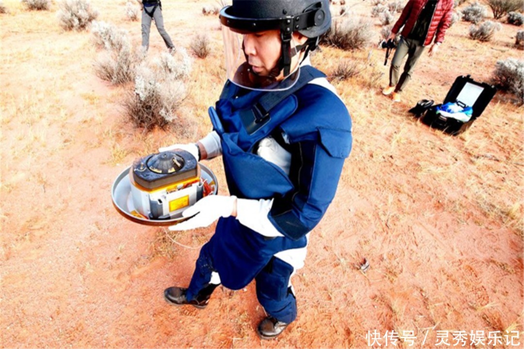 嫦娥五号带回月球样本,日本隼鸟二号密封舱打开,仅有0.1克!