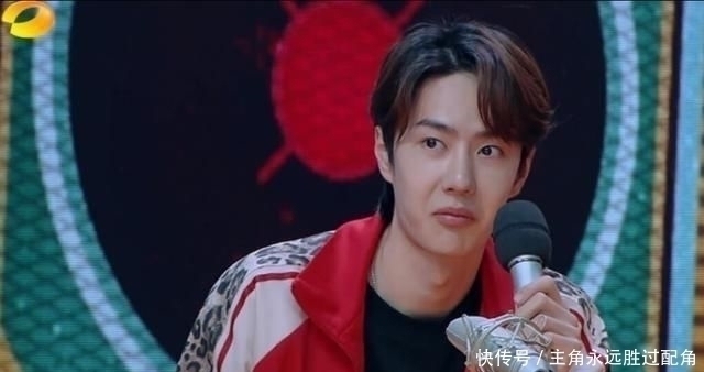 王一博 女观众在《向上》当场表白,看清王一博的表情,网友疯狂截图