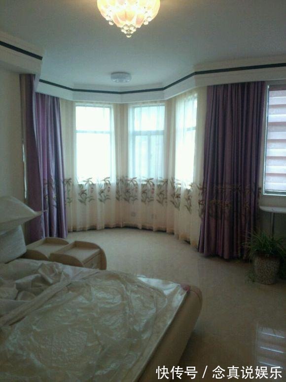 背景墙|房子交给婆婆装修,出差回来一看电视墙,我一天都吃不下饭