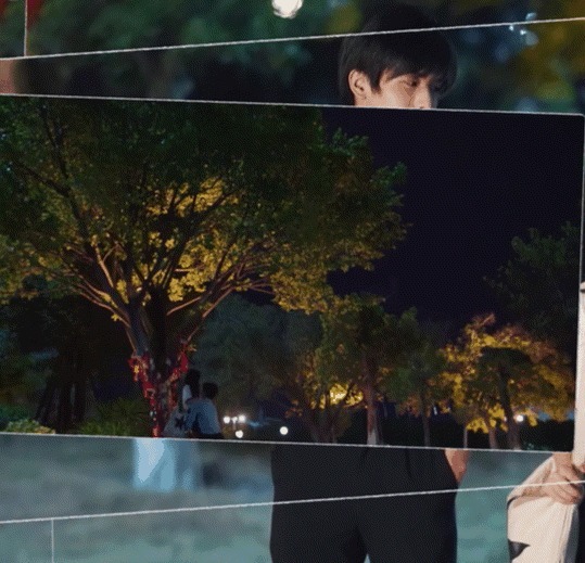 《以家人之名》首播破3%,宋威龙抱谭松韵树上亲吻没删围观群众阵仗好大