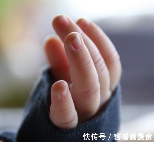 儿子|研究发现：爱咬指甲的孩子，都逃不过这5种结局！