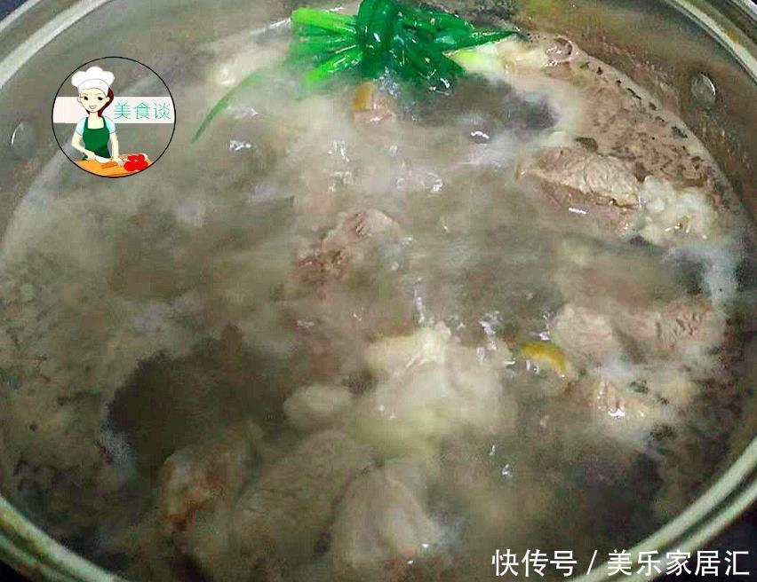  胡萝卜羊肉煲做法，多加两样食材，鲜香美味不膻，鲜香滋补又暖身