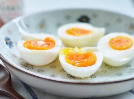 营养学|米饭二次加热致癌,营养学家忠告不该隔夜吃的是其他几种食物