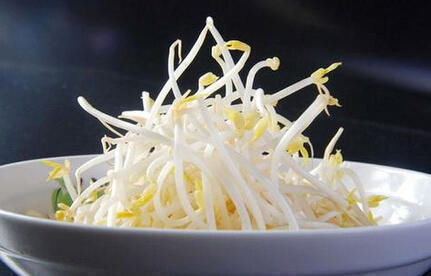 肝脏|警惕:3种食物正在悄悄“荼毒”你的肝,养肝护肝,要做好3件事