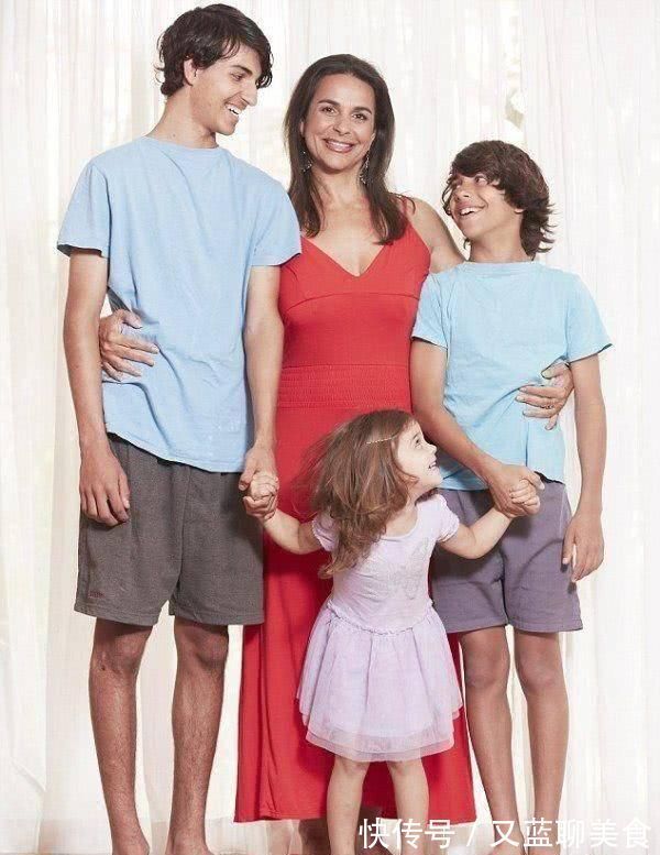 母乳喂养|喂母乳到底多好?这位妈妈竟希望喂女儿母乳到十岁!