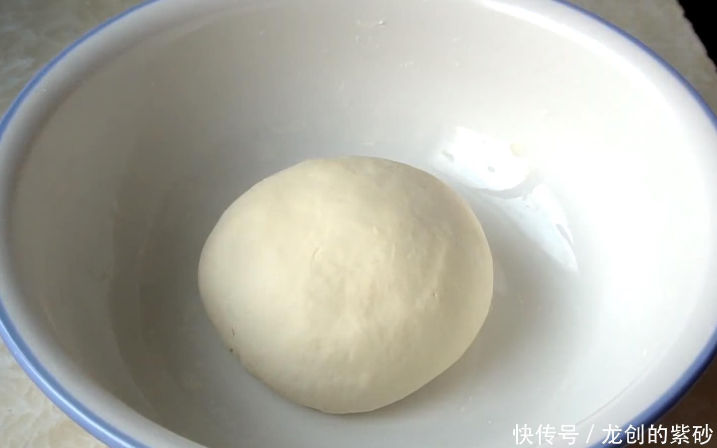 薄皮|我家经常做这馅的包子，10元成本蒸一大锅，不用发面、薄皮大馅