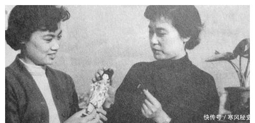 秦怡:1婚丈夫要把女儿送人,2婚丈夫出轨亲妹妹,儿子还打她