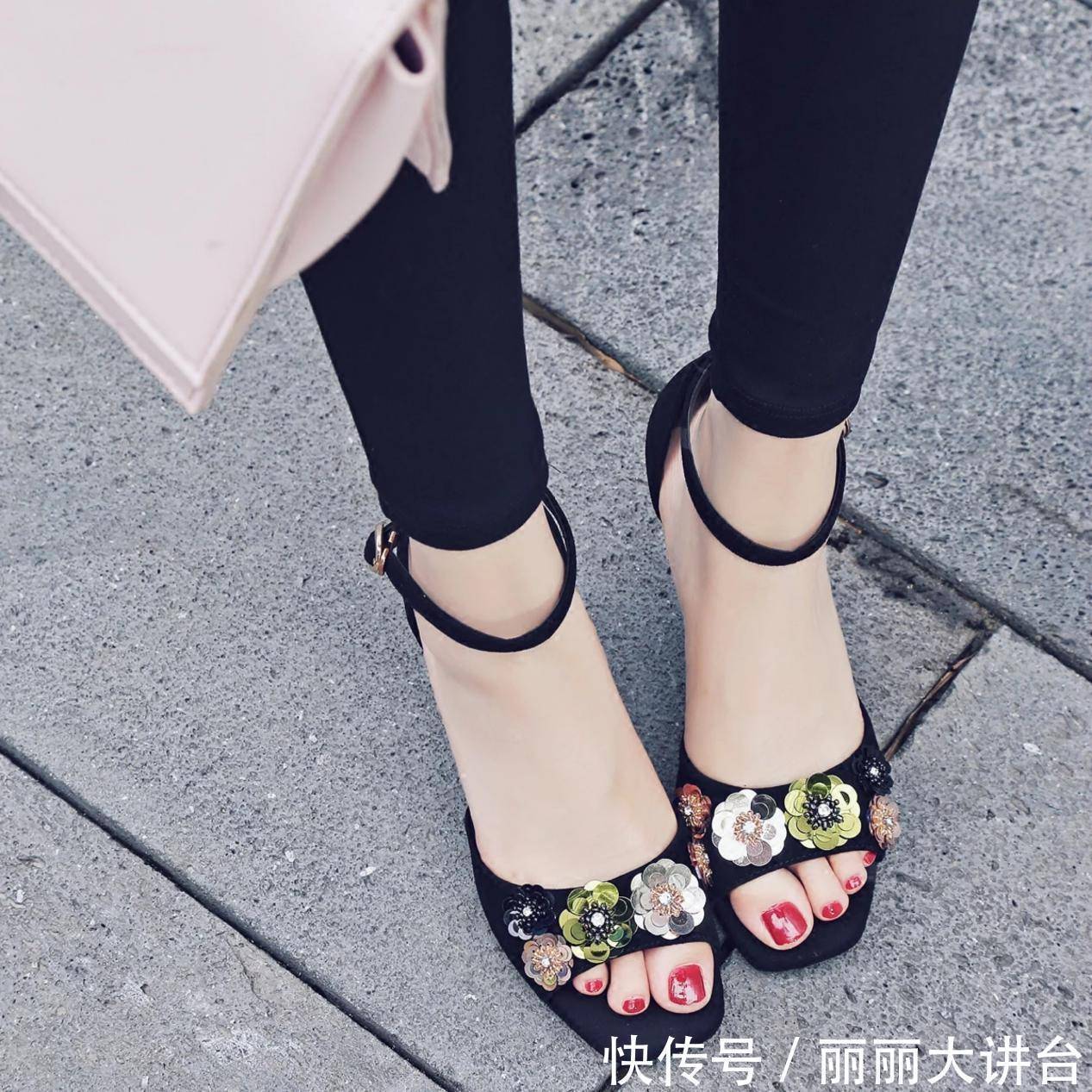 鞋面|高贵的“花朵高跟鞋”，优雅迷人又气质，仙气十足！