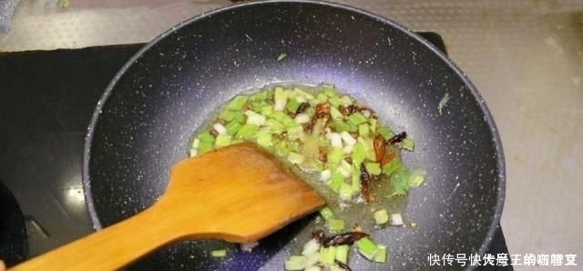 立春后，不会吃这个菜太可惜，超便宜，满满的维生素，一定要多吃