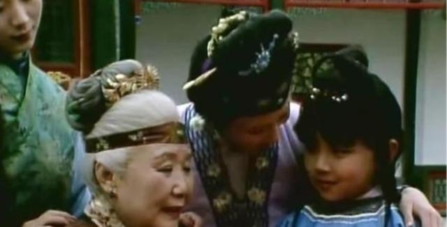 一起长大@红楼梦:王熙凤拿林黛玉开玩笑,其中暗含的信息不简单