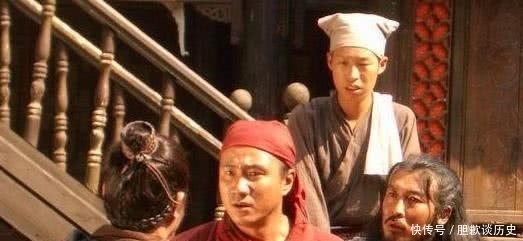 农民|朱元璋微服私访见一农夫叹气，老大爷说了1句话，朱元璋怒斩当地县令！