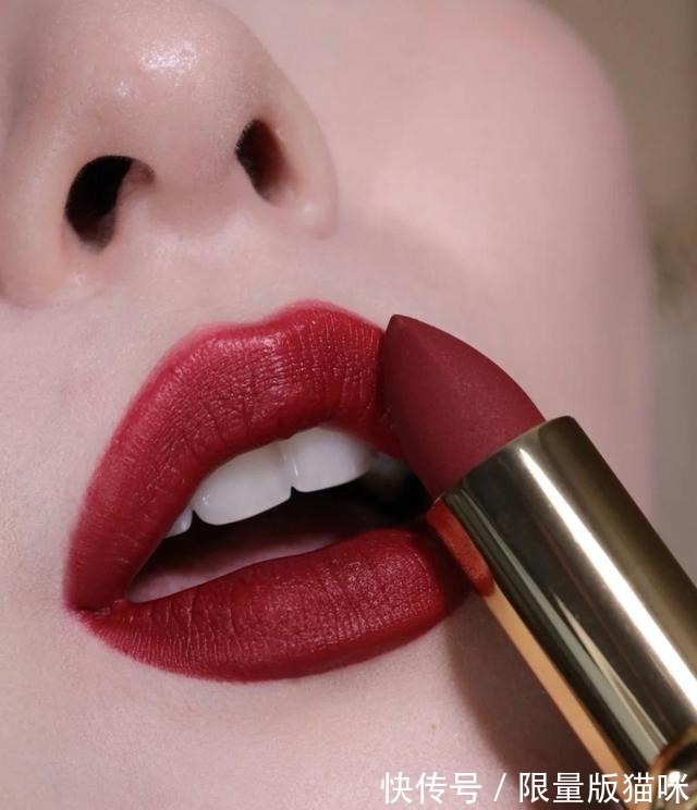 pat “品味够好”的女人，秋天都喜欢涂这5支口红，轻松显白又上档次！