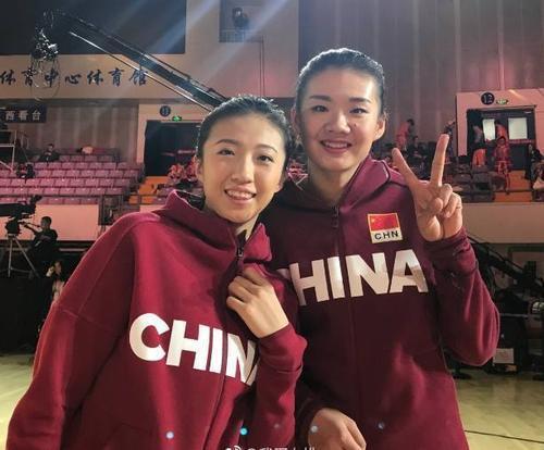 刘晓彤|辣眼睛,抛弃女排世界冠军,恋上整容网红脸,男篮前国手被骂惨了