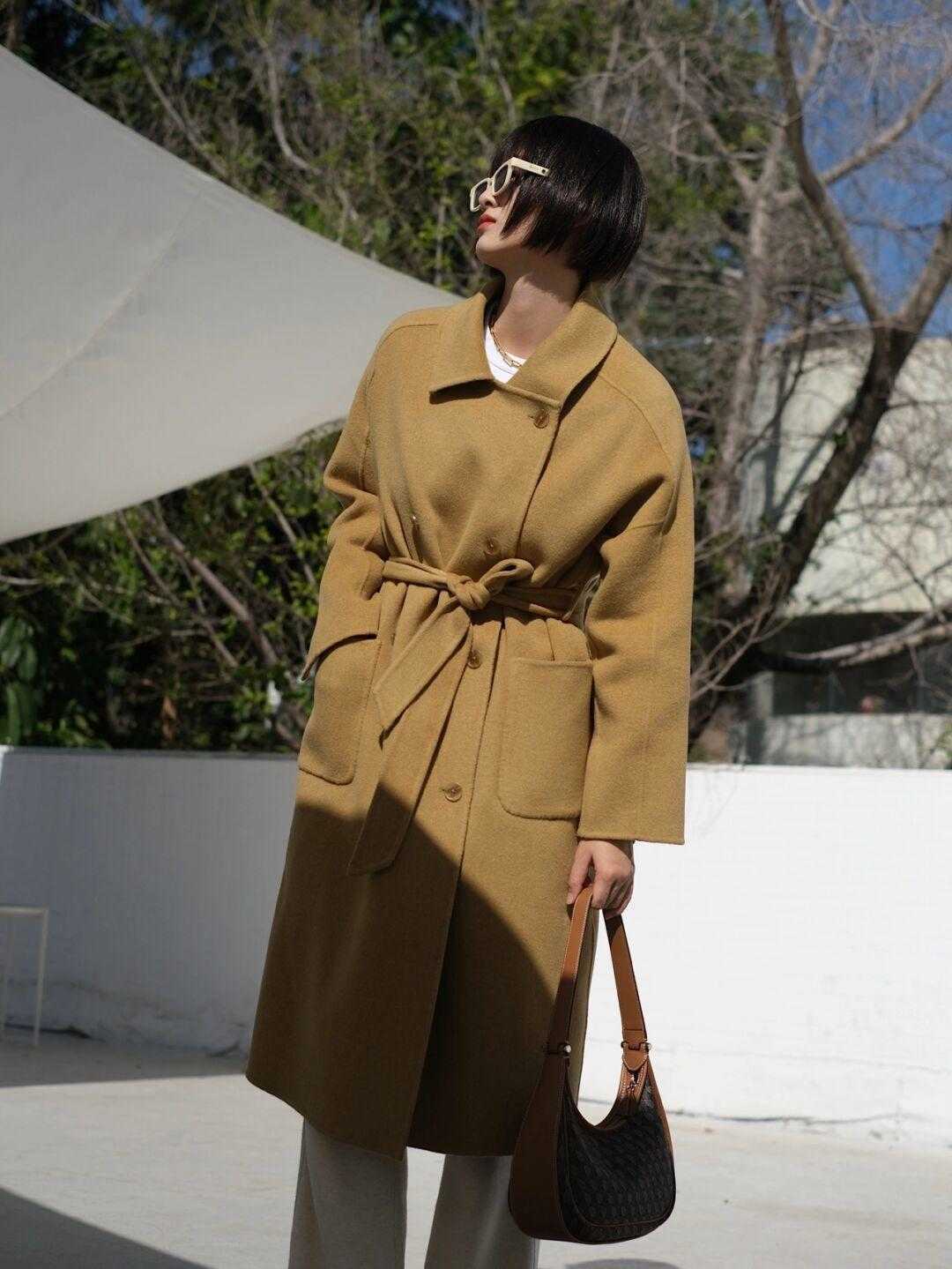 氛围感|圣诞装备可不止有红绿配,跟着博主这样穿,美得高级又与众不同