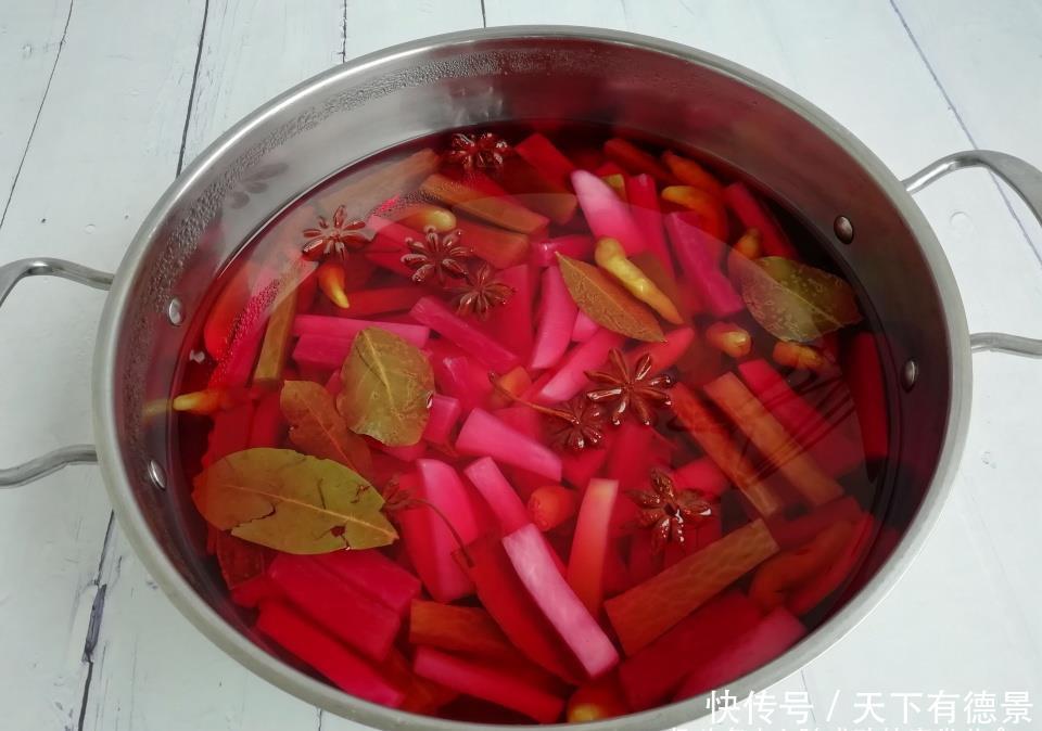 好吃|泡萝卜最简单最快速的做法,酸甜爽口,开胃下饭,放10天都不坏!