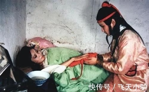 丫头|红楼梦:宝玉对晴雯的一个隐性要求,藏着人性里最难以直面的自私