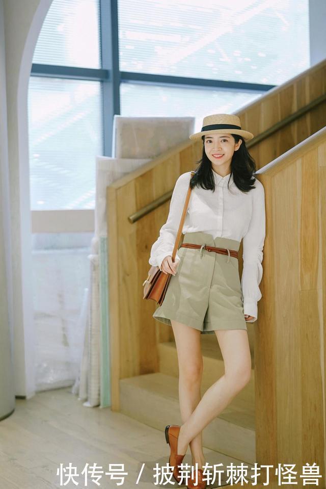 夏季穿白衬衫太out不,看三木博主穿白衬衫特时髦,美出新高度