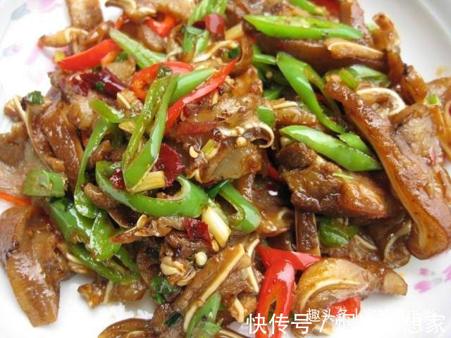 红椒|美食推荐辣椒炒猪耳,剁椒鱼头,香辣红烧肉,孜然鸡翅的做法