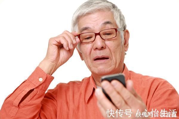 高血脂患者|高血脂患者吃什么好？医生整理了7种食物，排第一的竟不是山楂