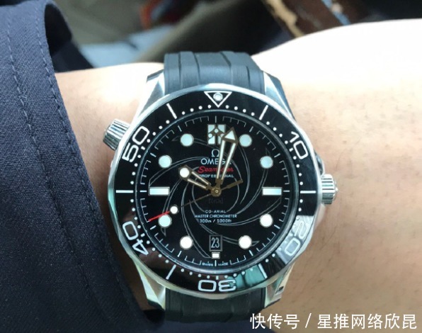 防水|欧米茄海马系列腕表中的“三驾马车”,魅力四射