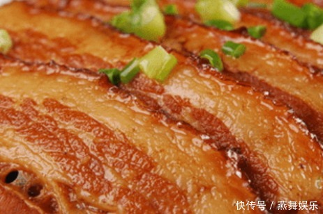 “扣肉界大佬”,咸香软糯入口即化,比红烧肉好吃,吃一次馋十次