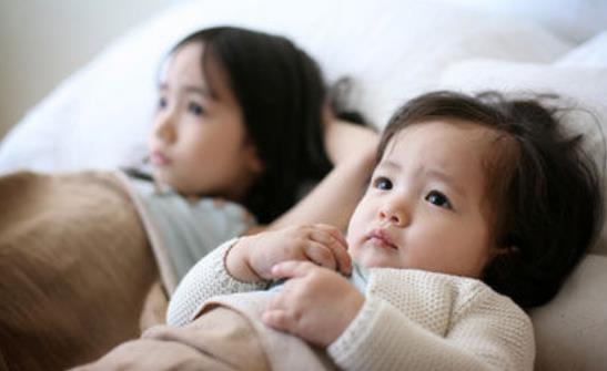 犯错|夏天到了,家长别在这3件事上犯错!不然耽误孩子长高,要知晓