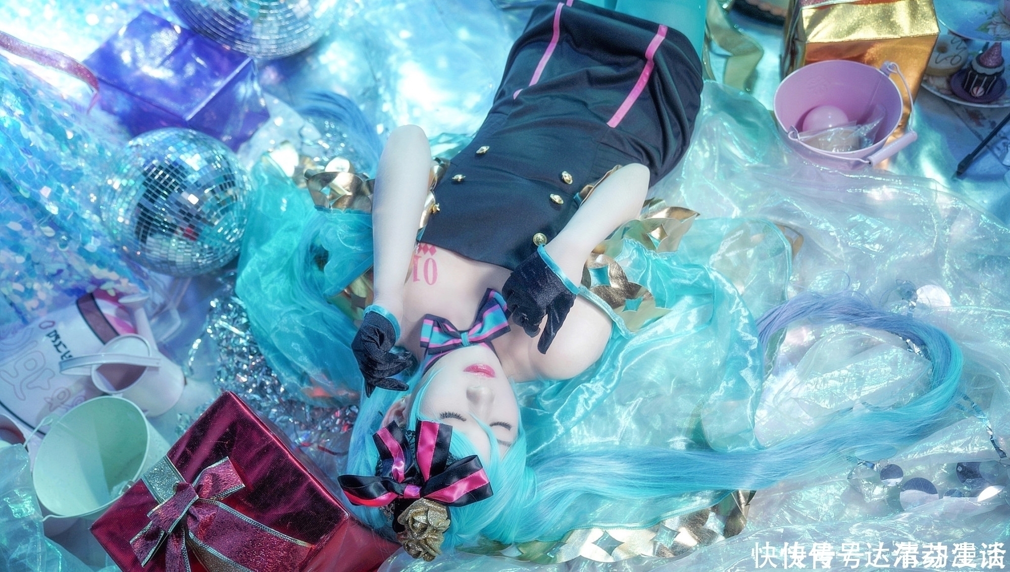 虚拟偶像|三组漂亮妹子COS的人气虚拟偶像“初音未来”还原度相当不错