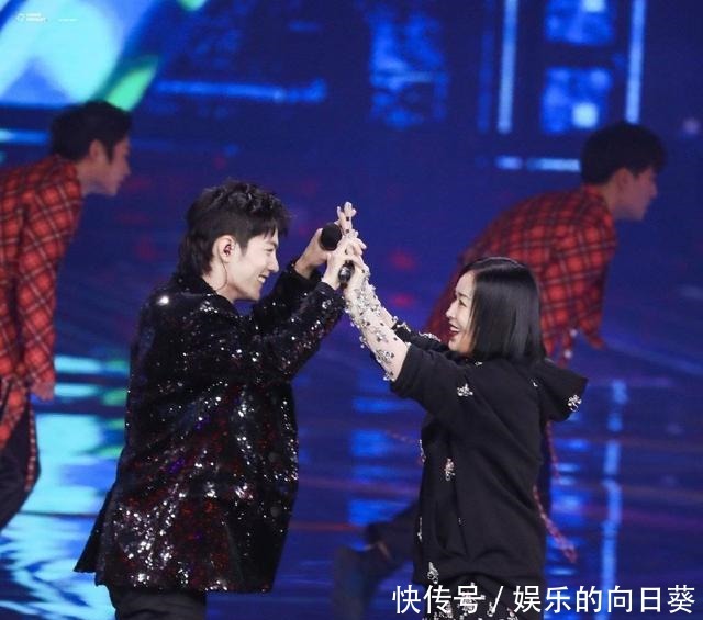 彩虹|肖战为那英打call宛如粉头子吹彩虹屁,小飞侠开启控屏模式