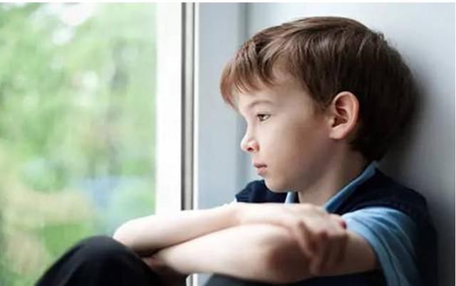 孩子|孩子在外面被欺负，千万不要教他说这三个字，否则会越来越软弱