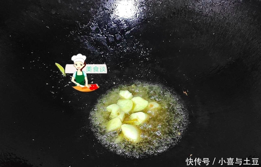 停不下|茭白炒肉此做法，简单一炒就很香，低脂营养高，好吃停不下筷子