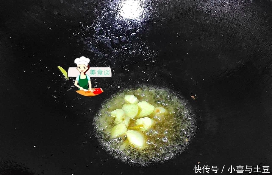 停不下|茭白炒肉此做法,简单一炒就很香,低脂营养高,好吃停不下筷子