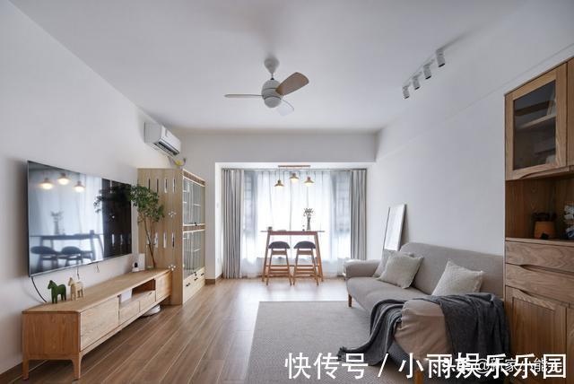 客餐厅|看了他家才知道,全屋刮大白,没安装吊顶不做电视墙,极简又耐看