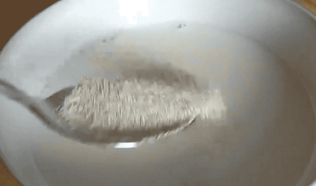  奶奶做了几十年的馒头，从来不用揉面，馒头做好了比面包都好吃