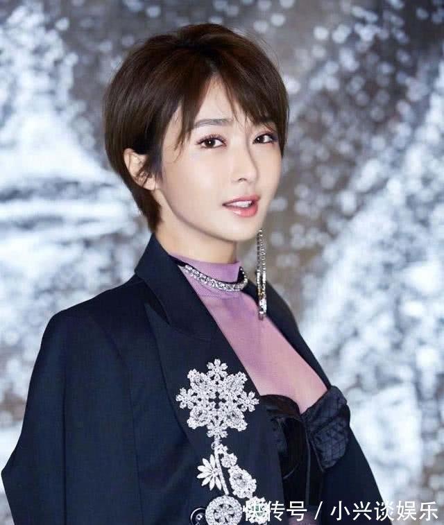 对父亲百亿资产没兴趣,却在好声音一战成名,今28岁离婚后成单身