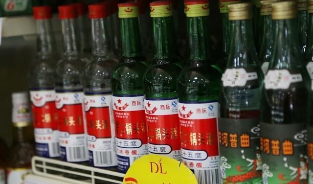 五粮液|这四种廉价白酒,一年难销几瓶,厂家只有行家才会买