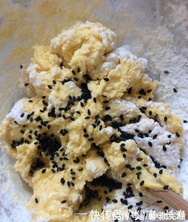 小技巧|早餐饼就要这样做，掌握3个小技巧，香甜软糯，简单又好吃