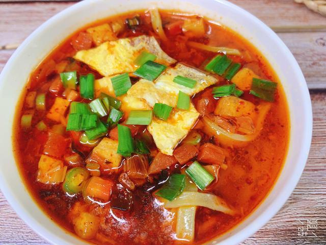 陕西人最爱吃的4种面条，即便吃多长肉，也不在乎，天天吃都不腻