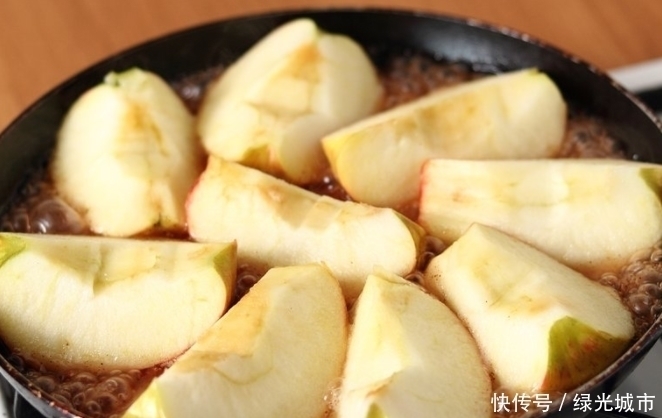 气血|苹果和它一起煮，睡前一碗，睡眠香，气血足，女人多喝不显老！